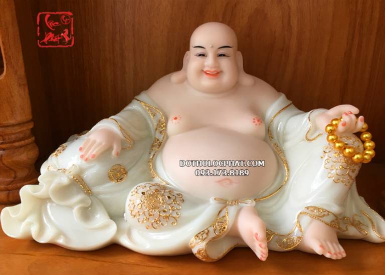 tượng Phật Di Lặc hợp phong thuỷ cho người tuổi Tỵ