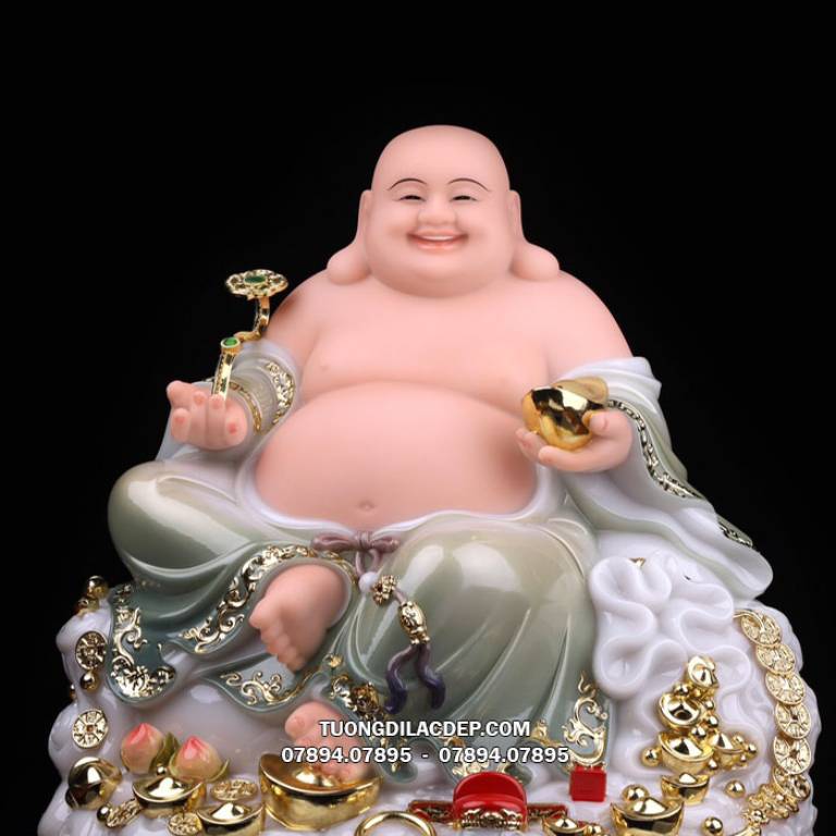 đặt tượng Phật Di Lặc trên bàn làm việc