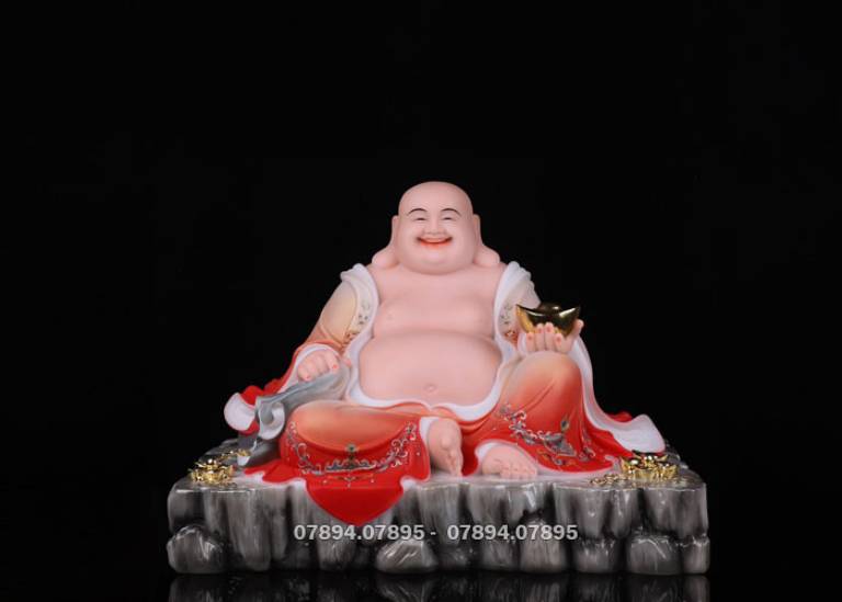 đặt tượng Phật Di Lặc trên bàn làm việc