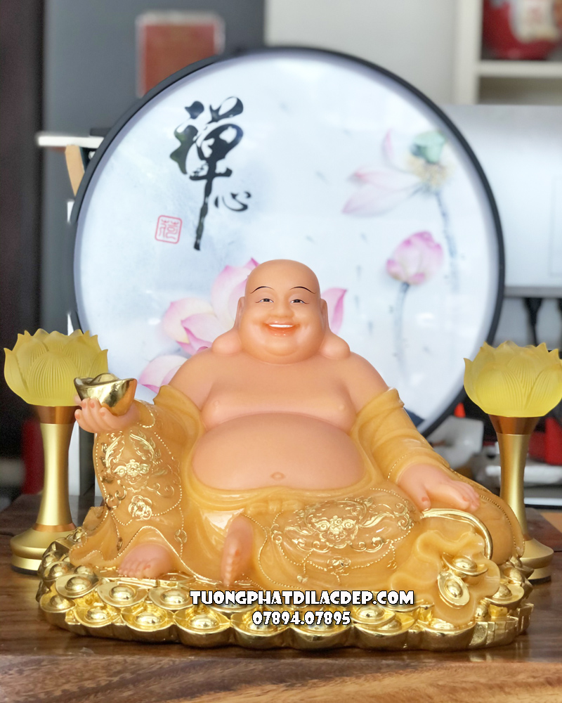 Tượng Phật Di Lặc thạch anh ngồi đế thỏi vàng 