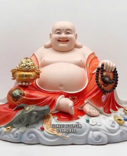 Tượng Phật Di Lặc ngự mây hũ vàng áo đỏ bằng sứ