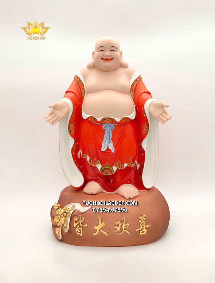 Tượng Phật Di Lặc áo đỏ viền hoa ngự túi vàng bằng sứ
